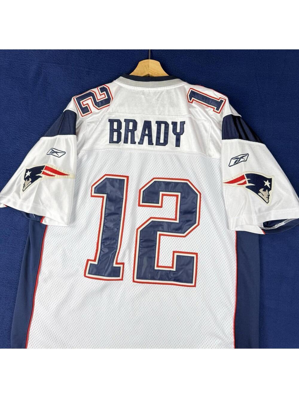 Reebok NFL Patriots Tom Brady #12 Jersey White Blue Size 50 Vintage New England